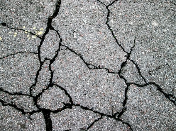 Driveway Crack Filling in Carmel